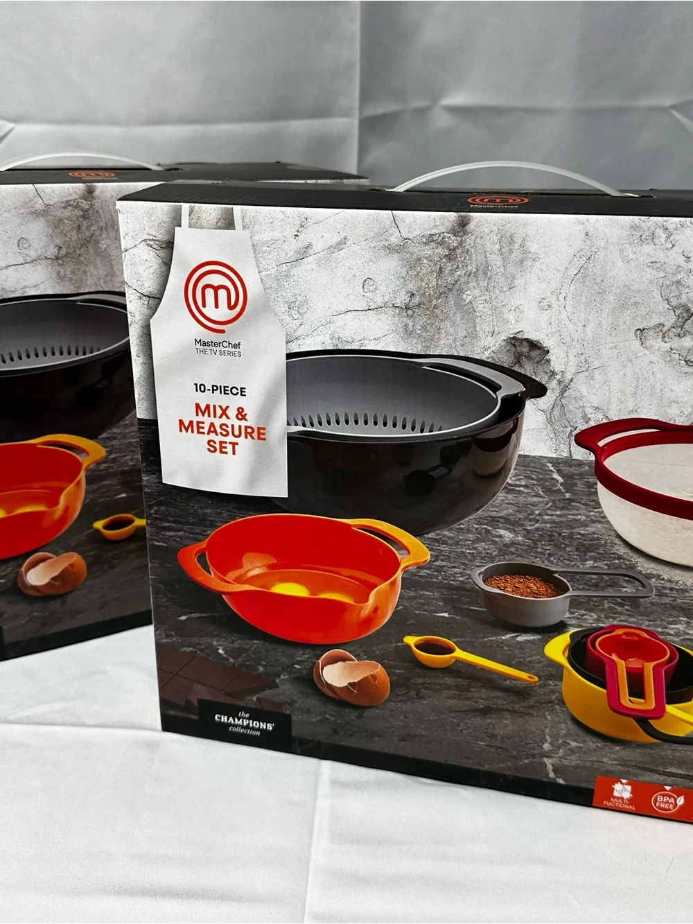 Master Chef Multi-Color Home Kitchen Mixing Bowls and Measuring Set